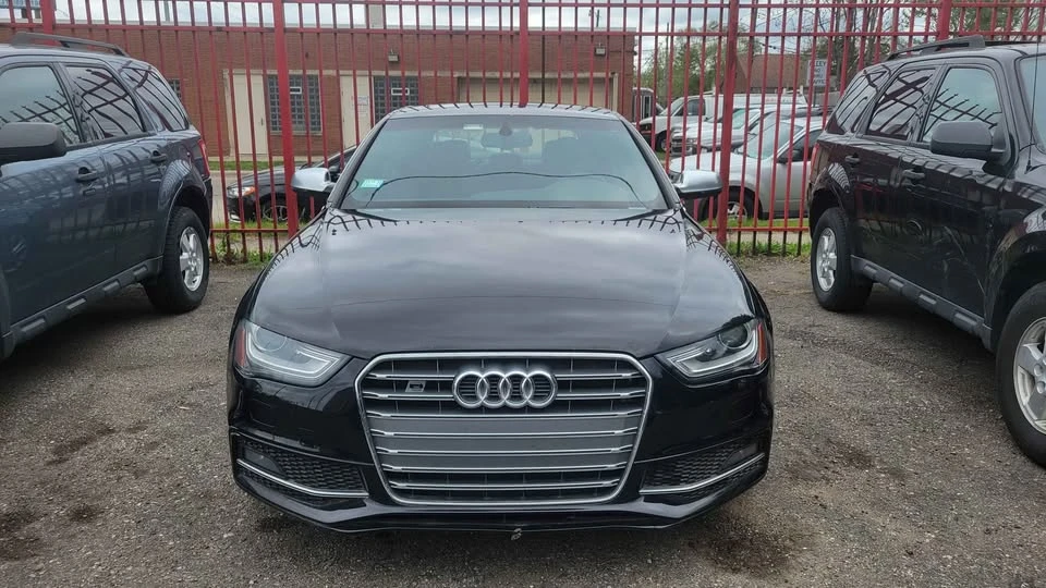 2013 Audi B8 S4 - Image 2 of 11