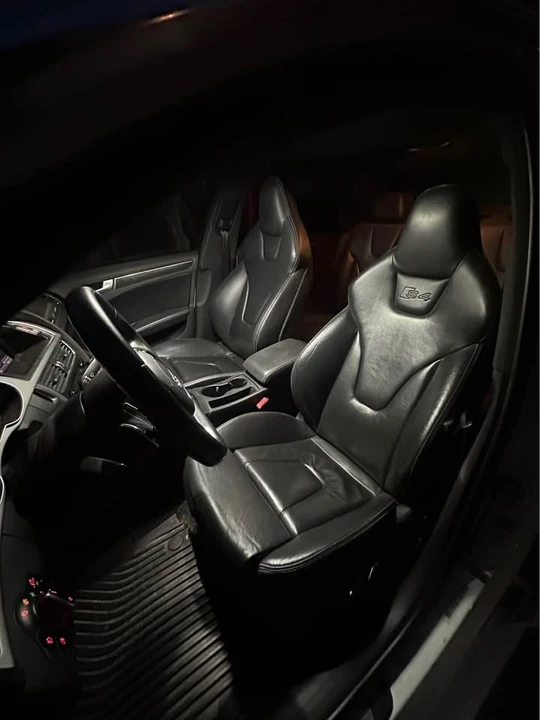 2013 Audi B8 S4 - Image 8 of 10