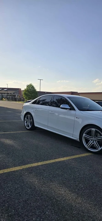2013 Audi B8 S4 - Image 2 of 13