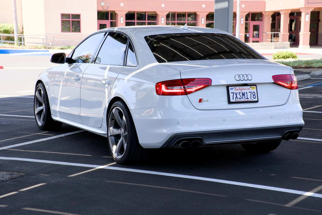 2013 Audi B8 S4 - Image 4 of 31