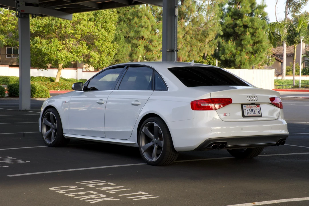 2013 Audi B8 S4 - Image 5 of 31
