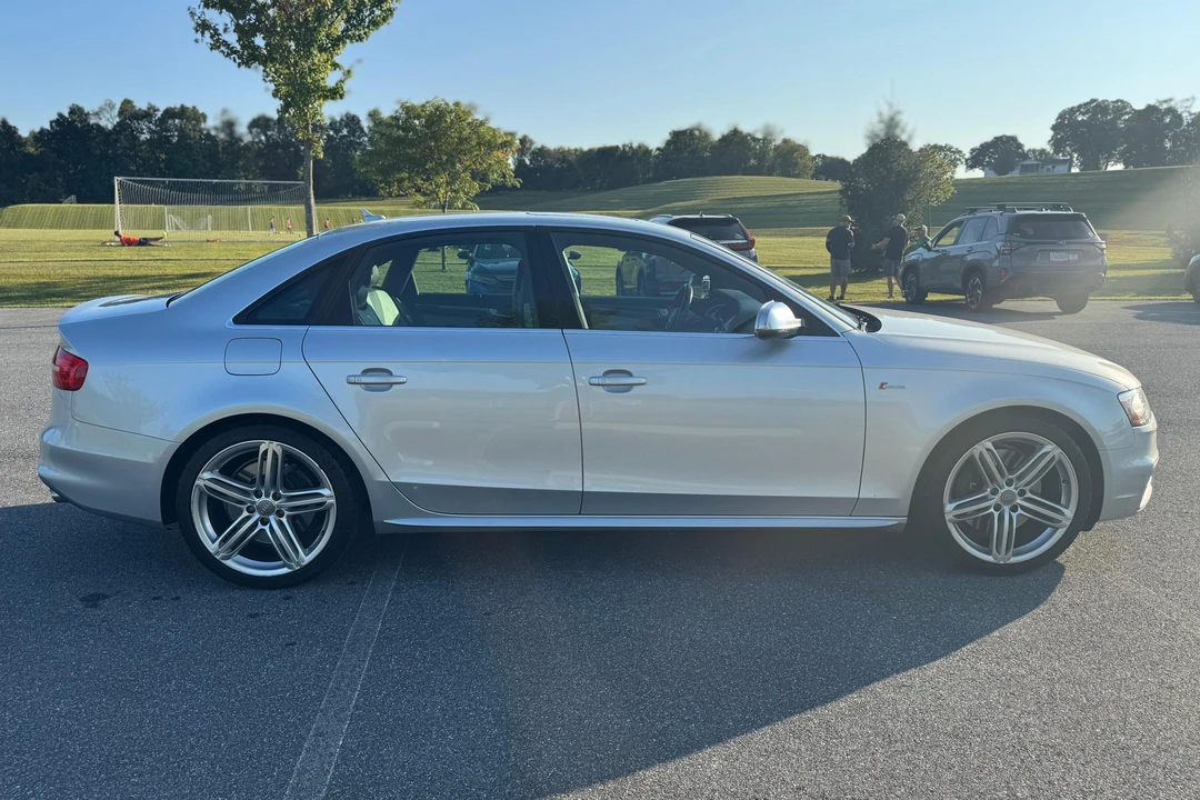 2013 Audi B8 S4 - Image 3 of 29
