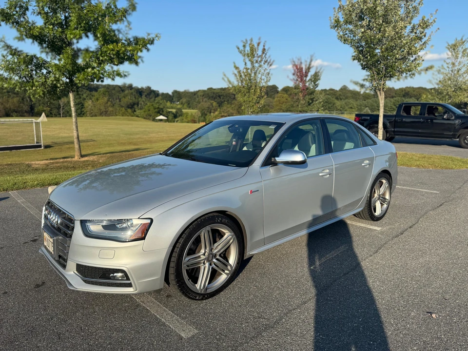 2013 Audi B8 S4 - Image 6 of 29