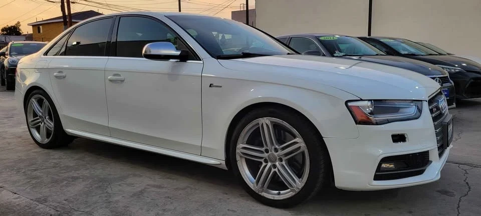 2013 Audi B8 S4 - Image 2 of 17