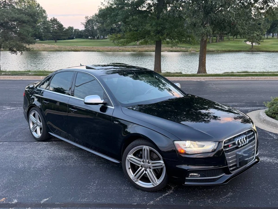 2013 Audi B8 S4 - Image 4 of 24