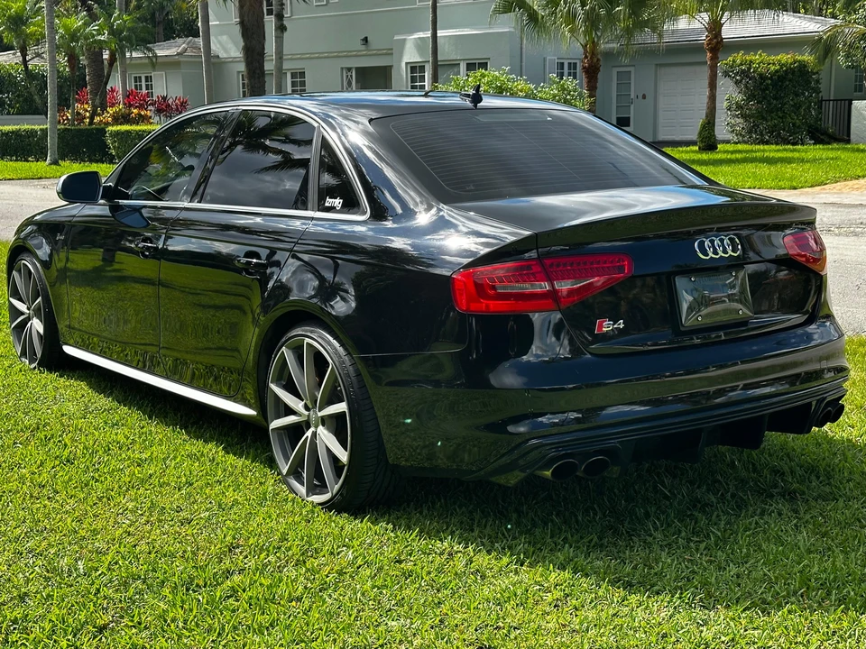 2013 Audi B8 S4 - Image 8 of 31
