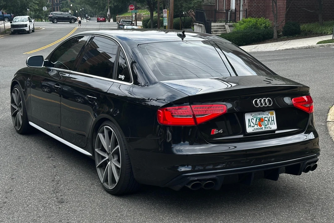 2013 Audi B8 S4 - Image 4 of 31