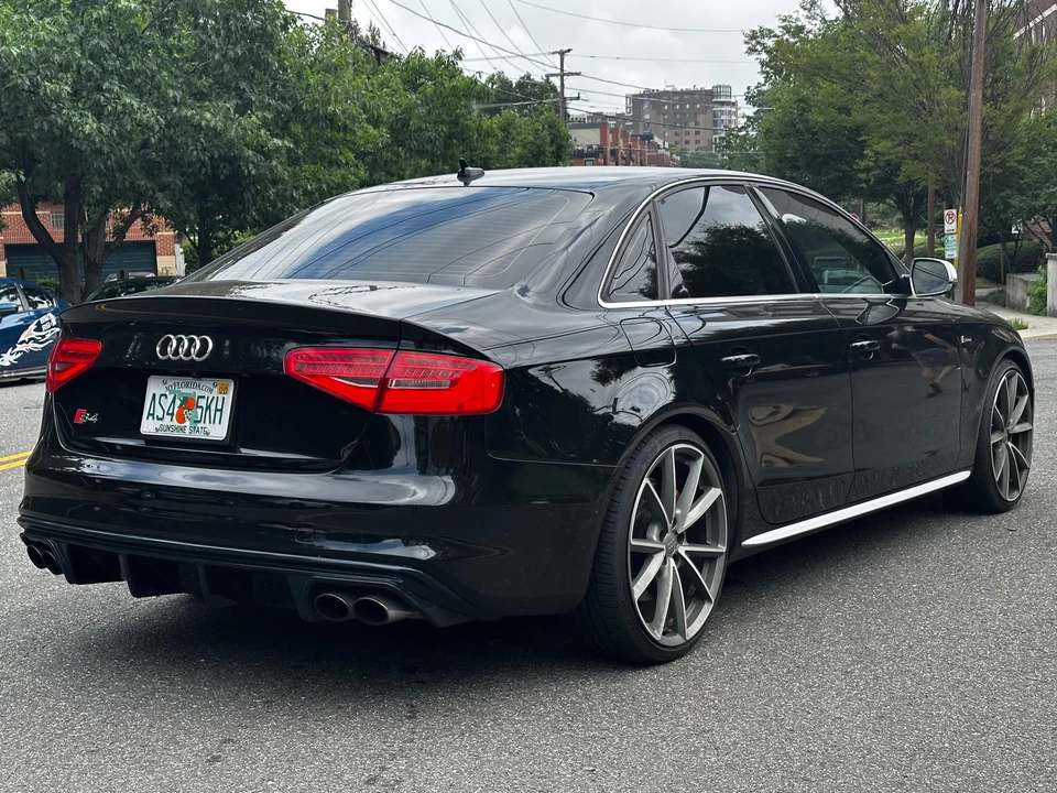 2013 Audi B8 S4 - Image 10 of 31