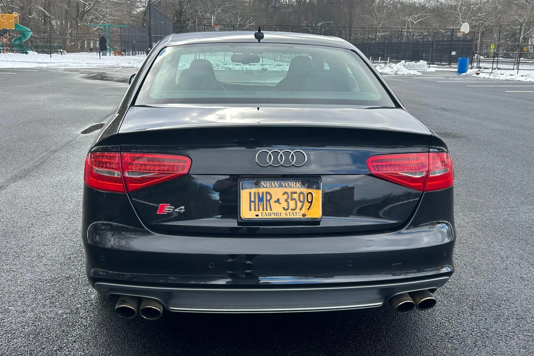 2013 Audi B8 S4 - Image 5 of 31