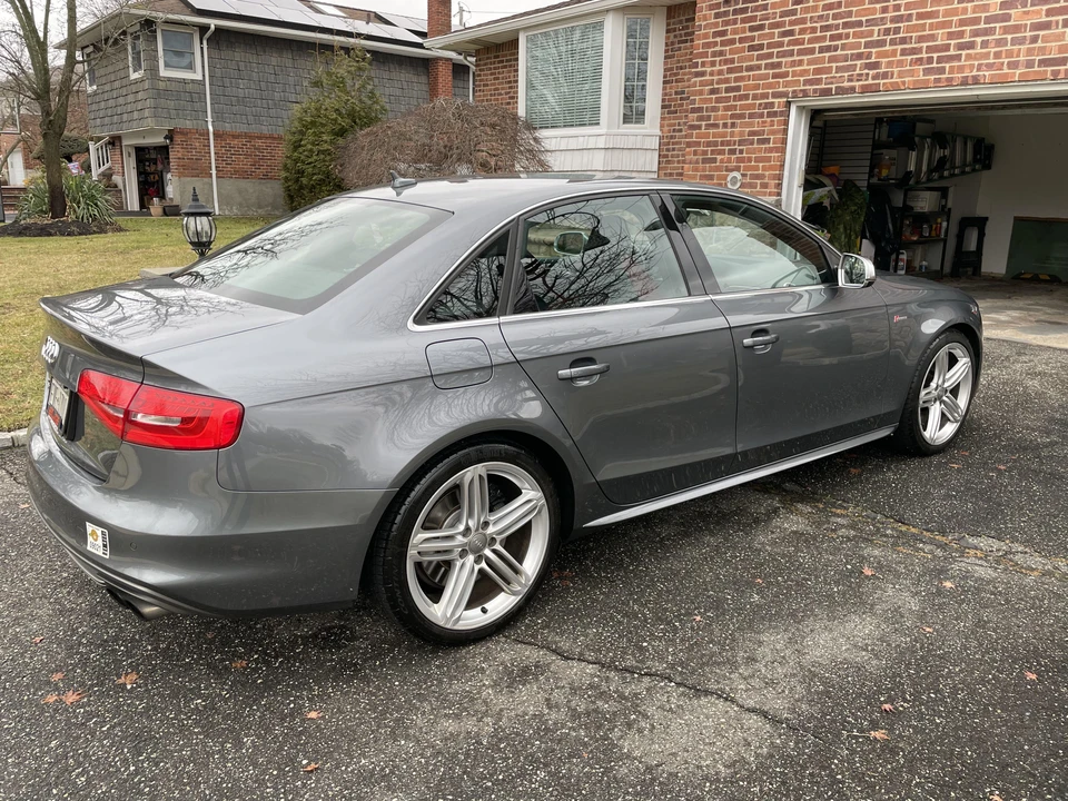 2013 Audi B8 S4 - Image 12 of 31