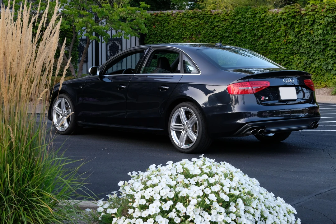2013 Audi B8 S4 - Image 6 of 17