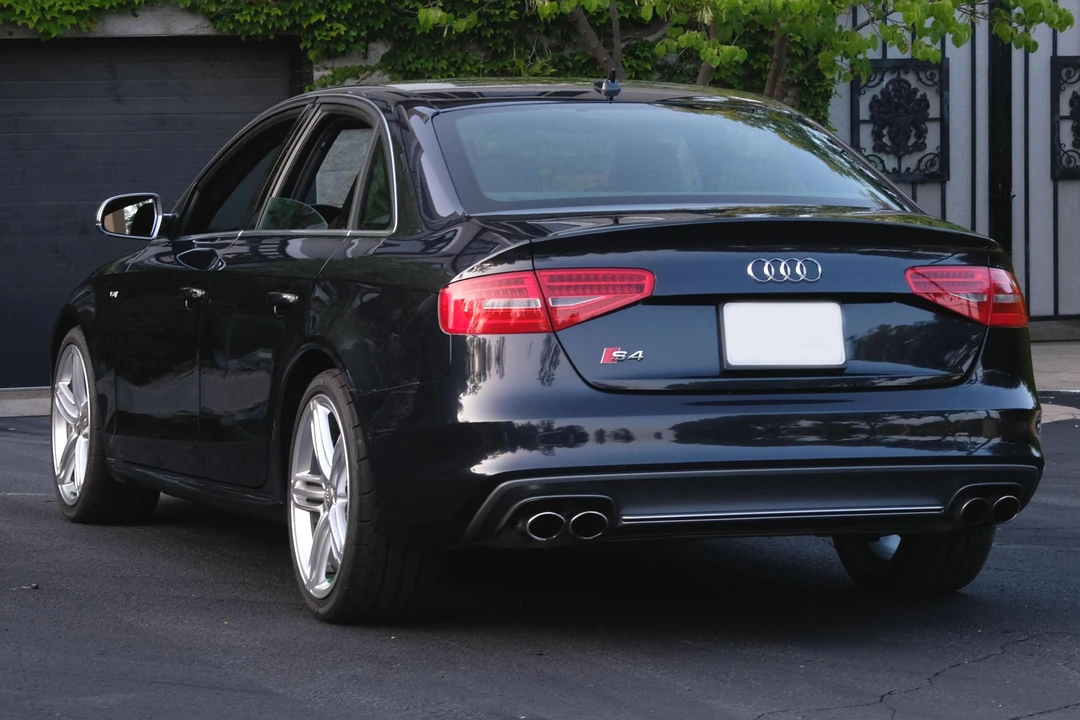 2013 Audi B8 S4 - Image 4 of 17
