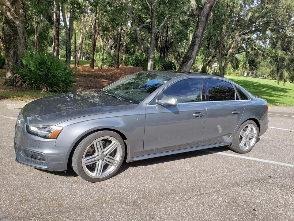 2013 Audi B8 S4 - Image 11 of 31