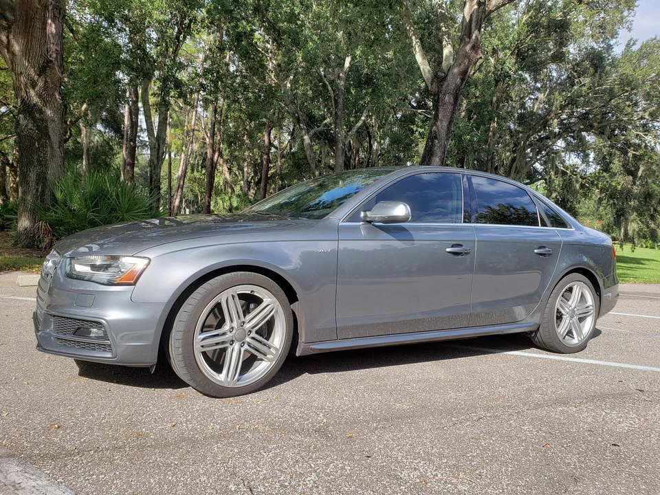 2013 Audi B8 S4 - Image 12 of 31