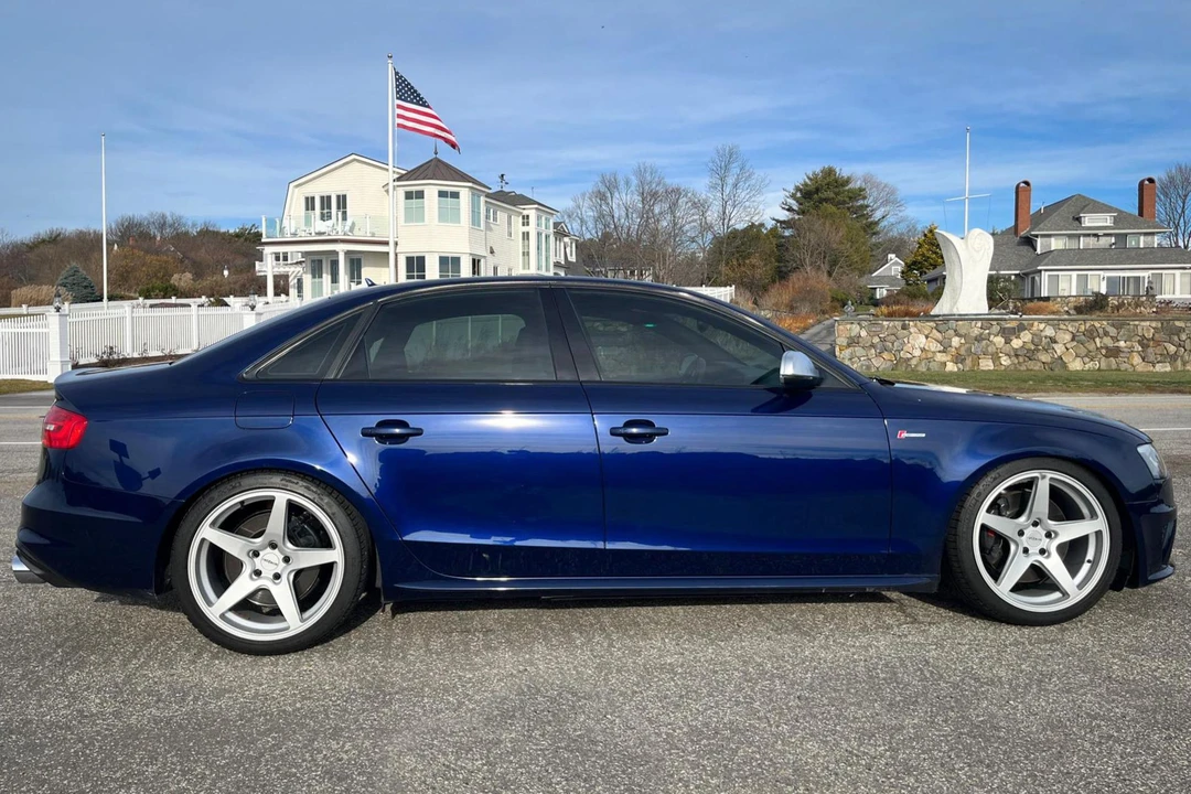 2013 Audi B8 S4 - Image 3 of 20