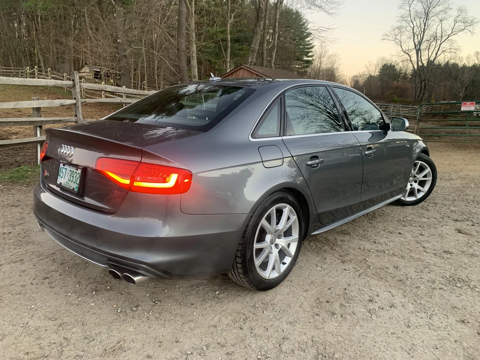 2013 Audi B8 S4 - Image 11 of 31