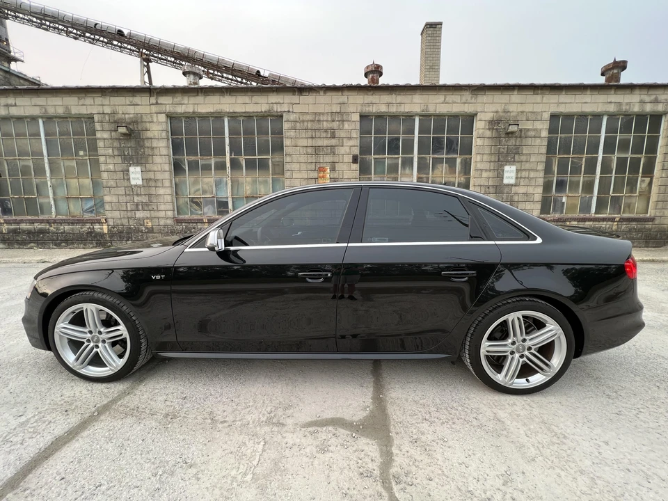2013 Audi B8 S4 - Image 8 of 31