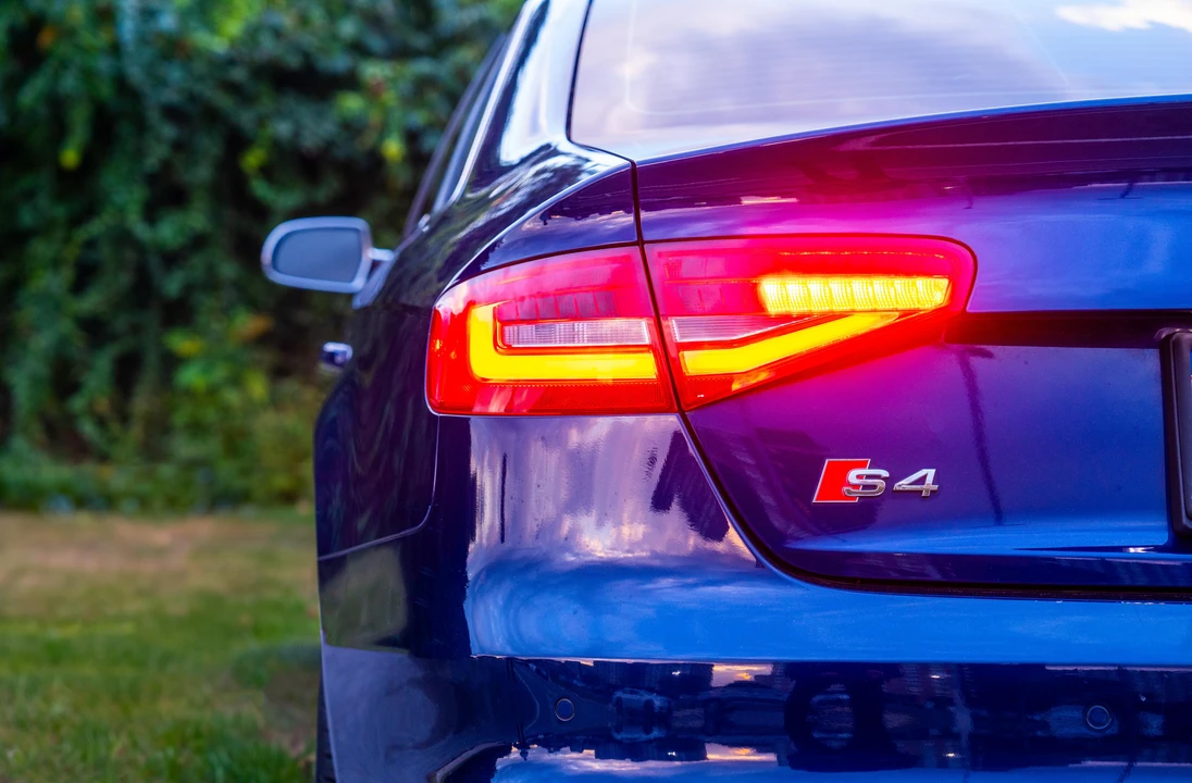 2013 Audi B8 S4 - Image 14 of 31