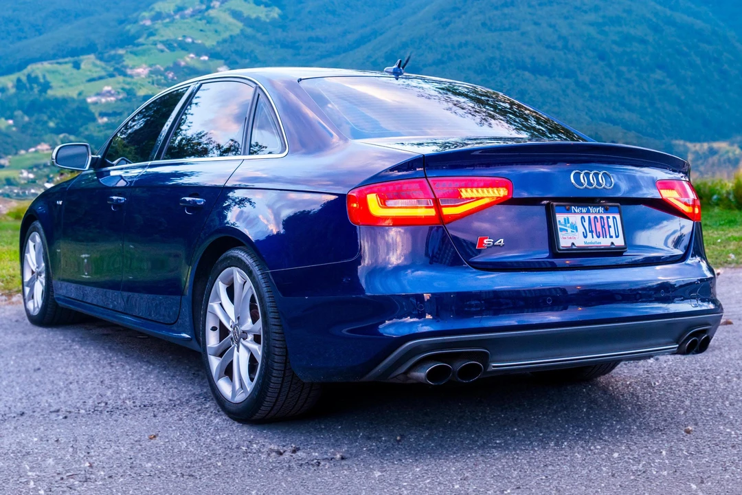2013 Audi B8 S4 - Image 4 of 31