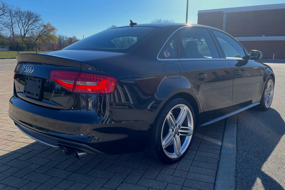 2013 Audi B8 S4 - Image 13 of 31