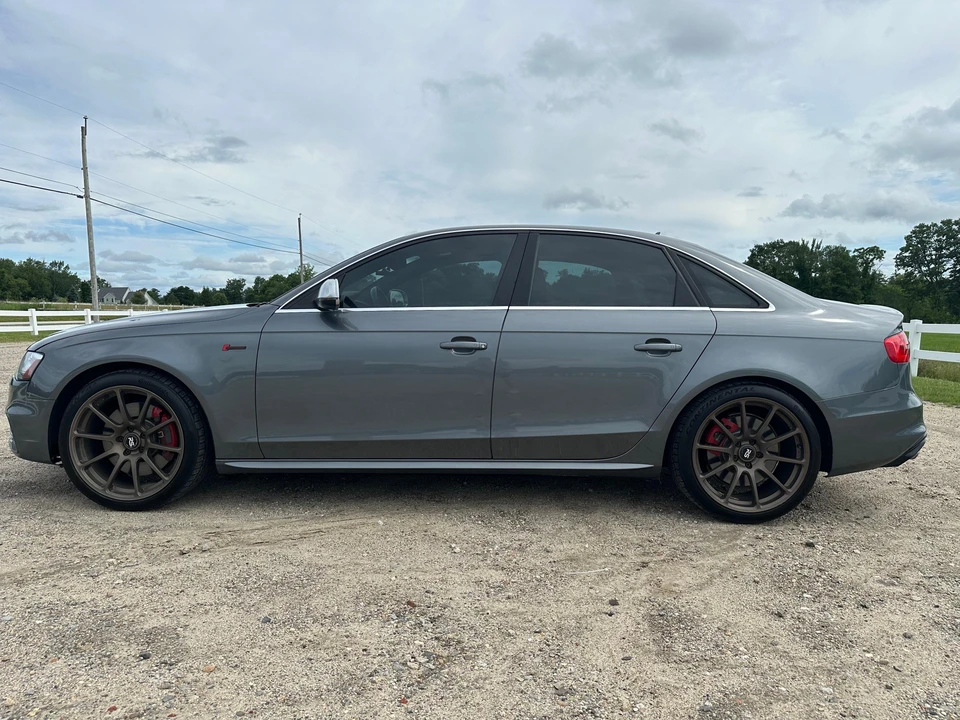 2013 Audi B8 S4 - Image 8 of 31
