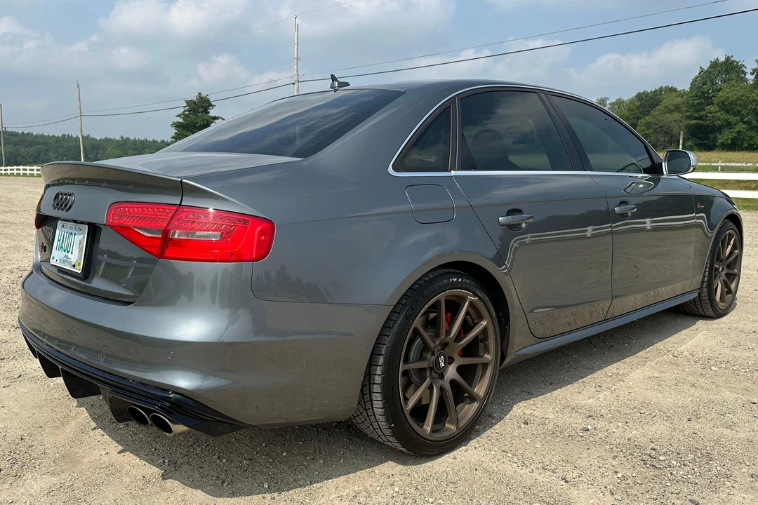 2013 Audi B8 S4 - Image 4 of 31