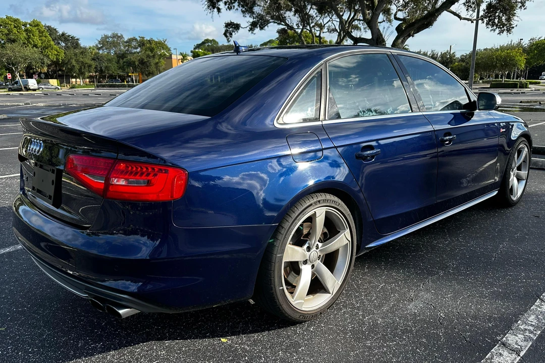 2013 Audi B8 S4 - Image 4 of 31