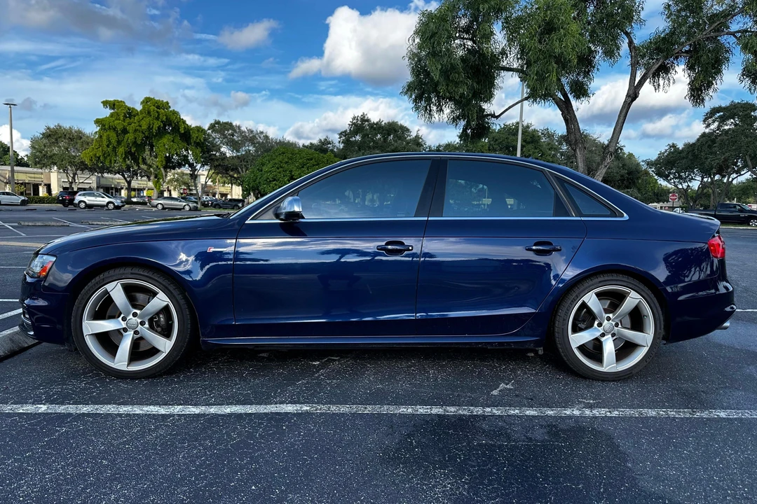 2013 Audi B8 S4 - Image 8 of 31