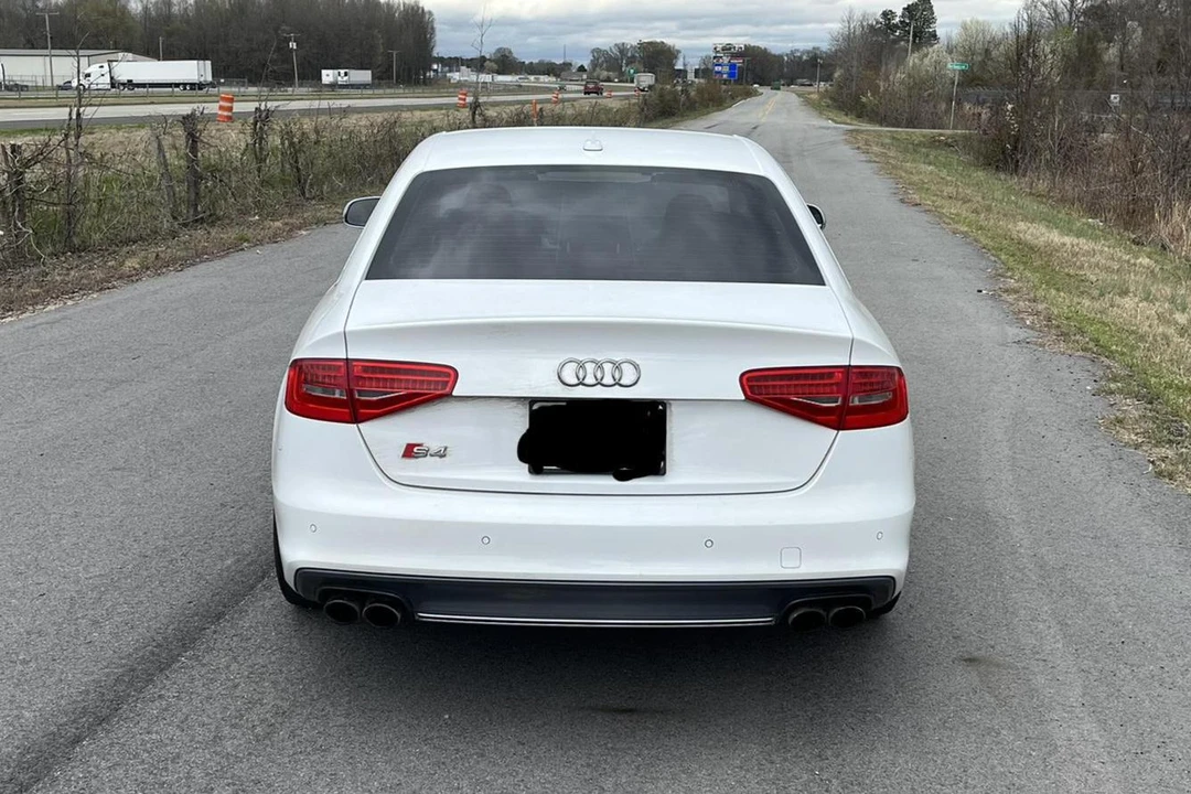2013 Audi B8 S4 - Image 11 of 31