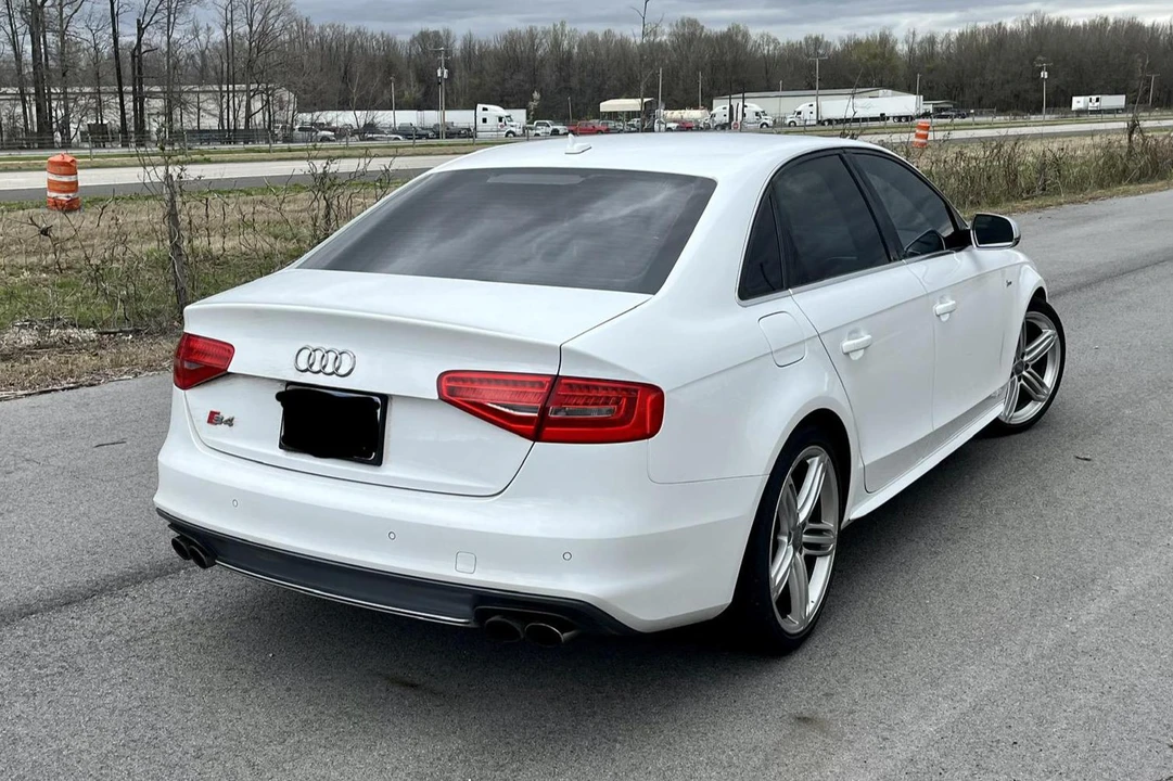 2013 Audi B8 S4 - Image 12 of 31