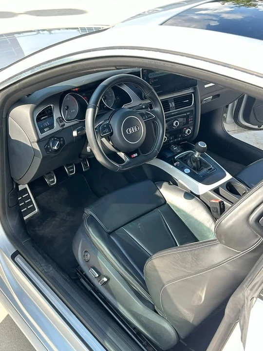 2013 Audi B8 S5 - Image 9 of 20