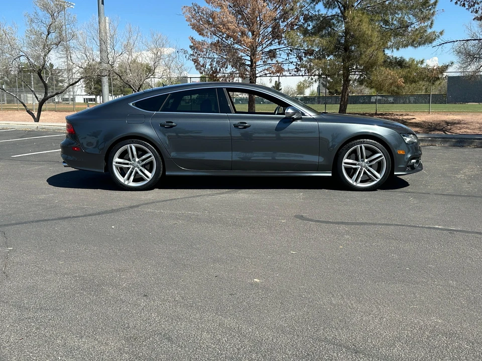 2013 Audi C7 S7 - Image 12 of 31