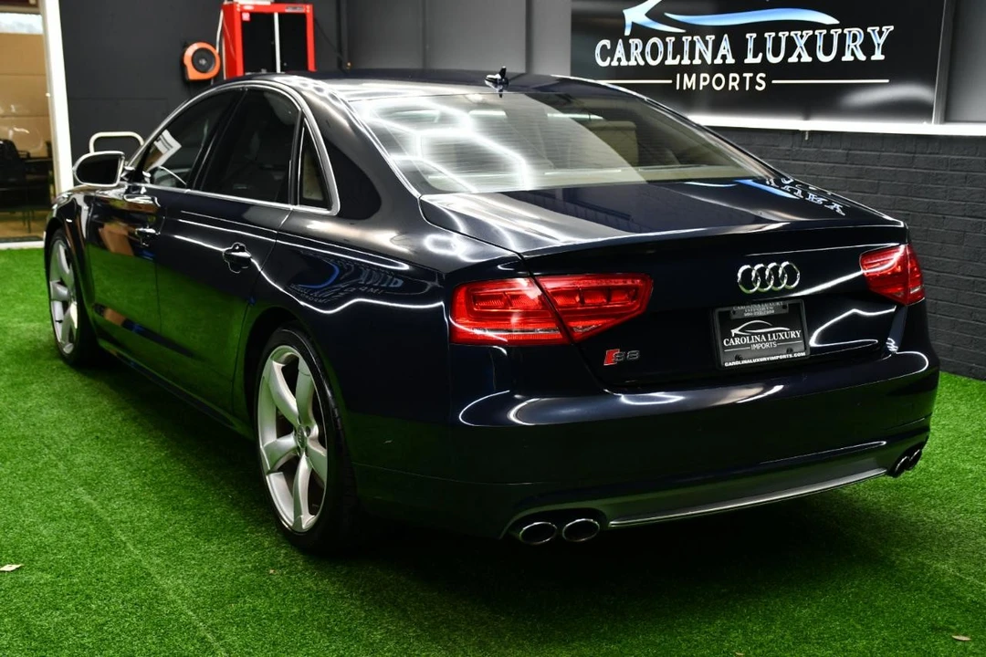 2013 Audi D4 S8 - Image 2 of 21