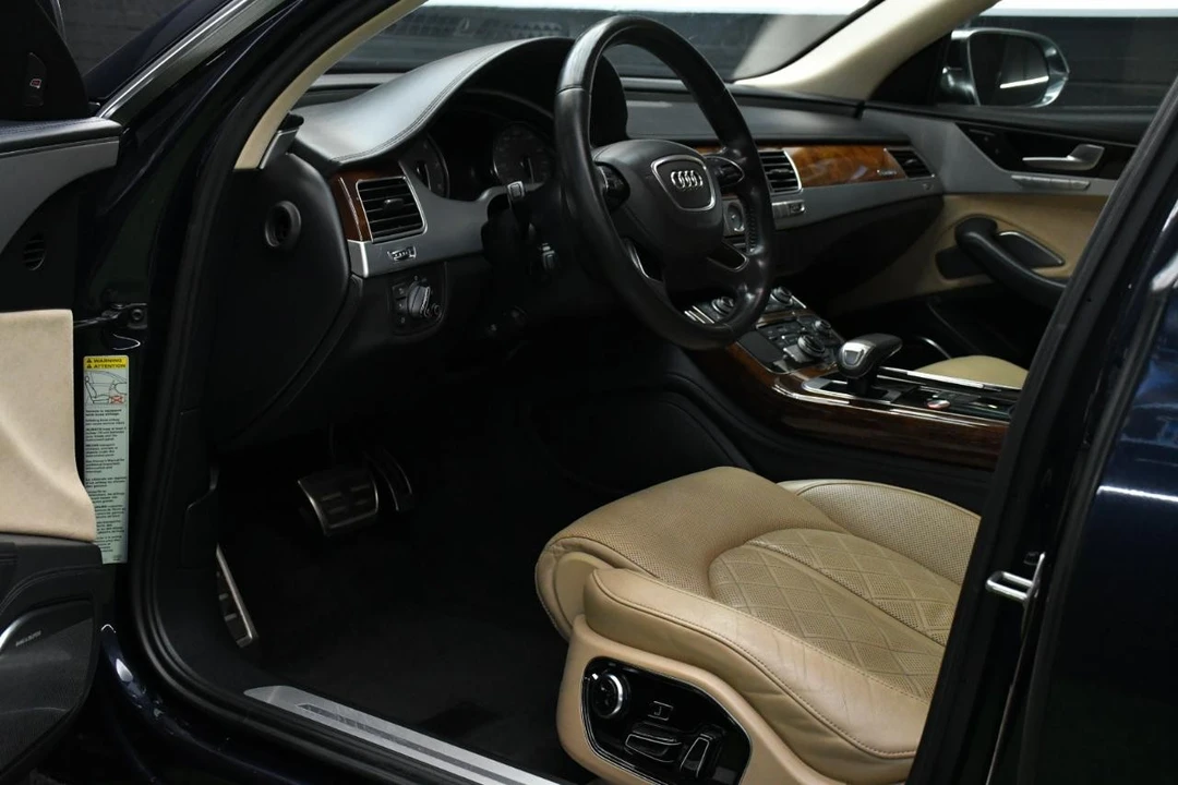 2013 Audi D4 S8 - Image 18 of 21