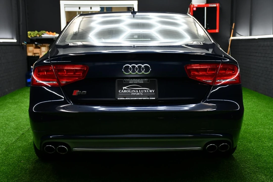 2013 Audi D4 S8 - Image 3 of 21