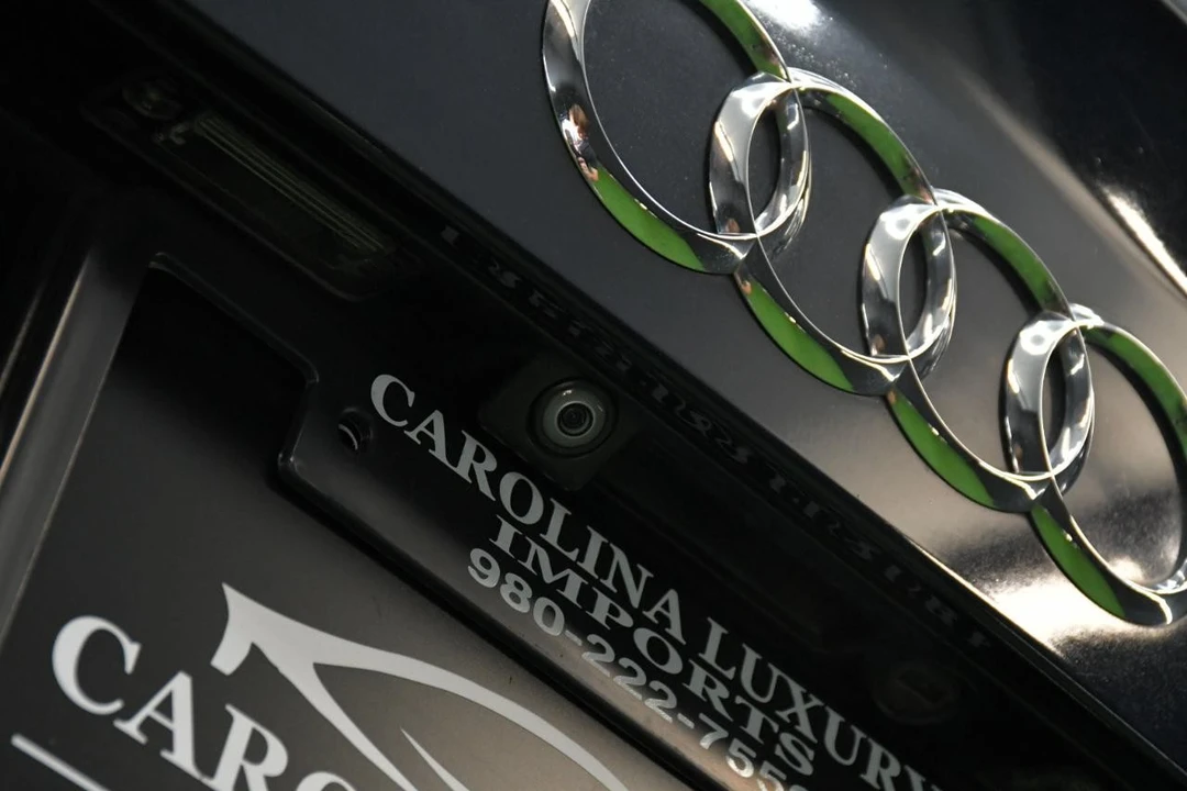 2013 Audi D4 S8 - Image 11 of 21