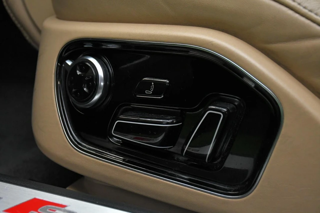 2013 Audi D4 S8 - Image 21 of 21