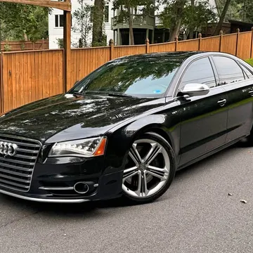 2013 Audi S8 4.0 TFSI