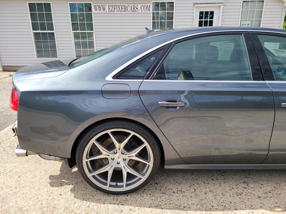 2013 Audi D4 S8 - Image 13 of 31