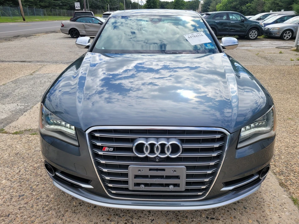 2013 Audi D4 S8 - Image 8 of 31