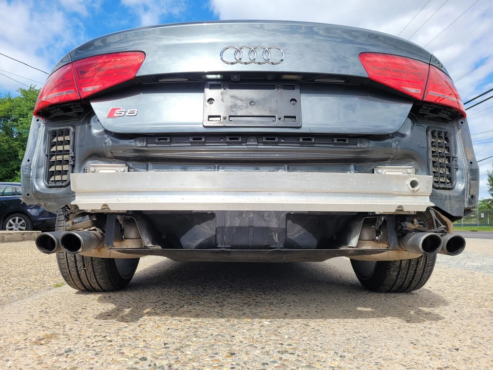 2013 Audi D4 S8 - Image 17 of 31