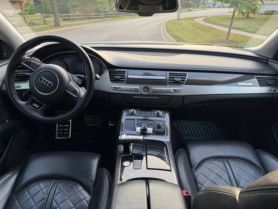 2013 Audi D4 S8 - Image 17 of 20