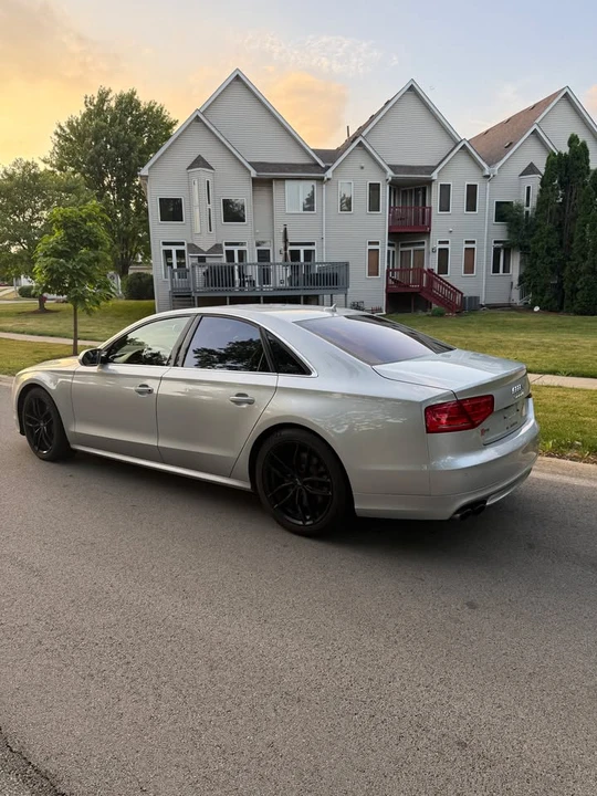 2013 Audi D4 S8 - Image 5 of 20