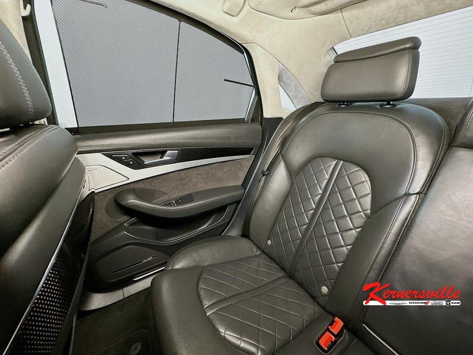 2013 Audi D4 S8 - Image 12 of 24