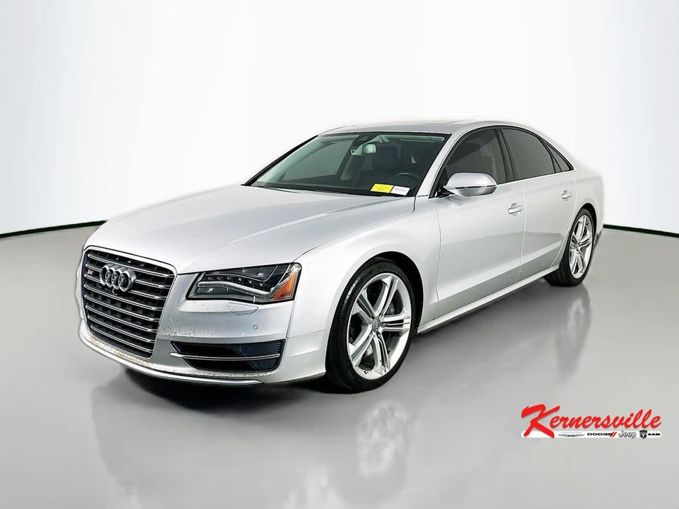 2013 Audi D4 S8 - Image 3 of 24