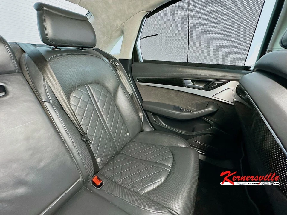 2013 Audi D4 S8 - Image 14 of 24