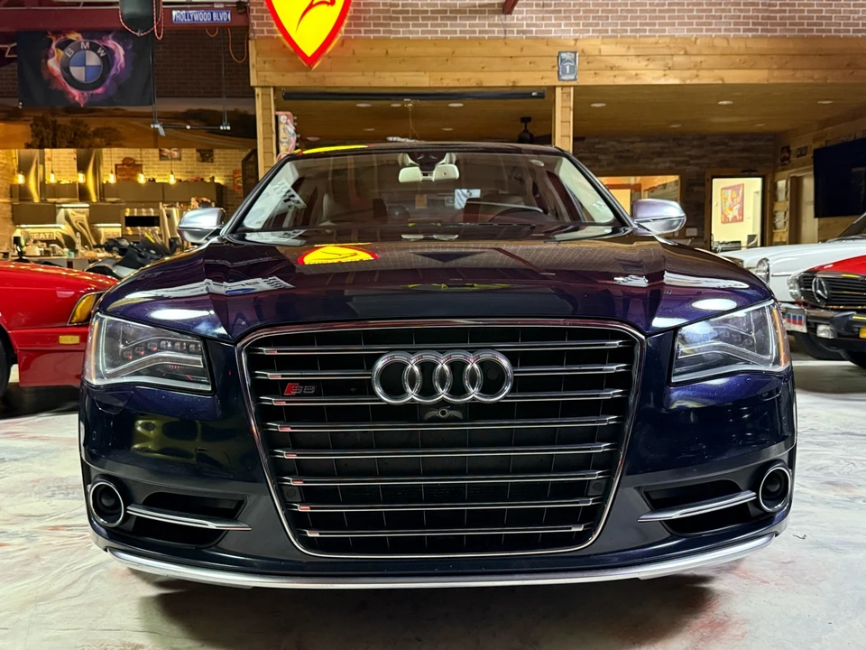 2013 Audi D4 S8 - Image 2 of 21