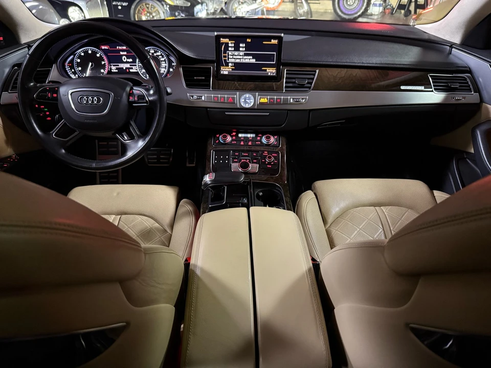 2013 Audi D4 S8 - Image 10 of 21