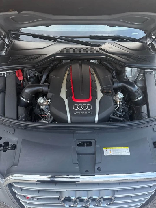 2013 Audi D4 S8 - Image 13 of 13