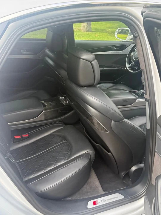 2013 Audi D4 S8 - Image 11 of 13